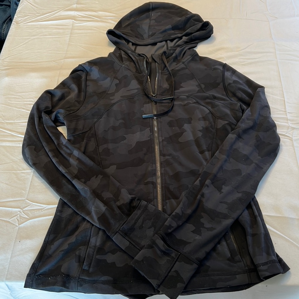 Lululemon hooded define Nulu jacket